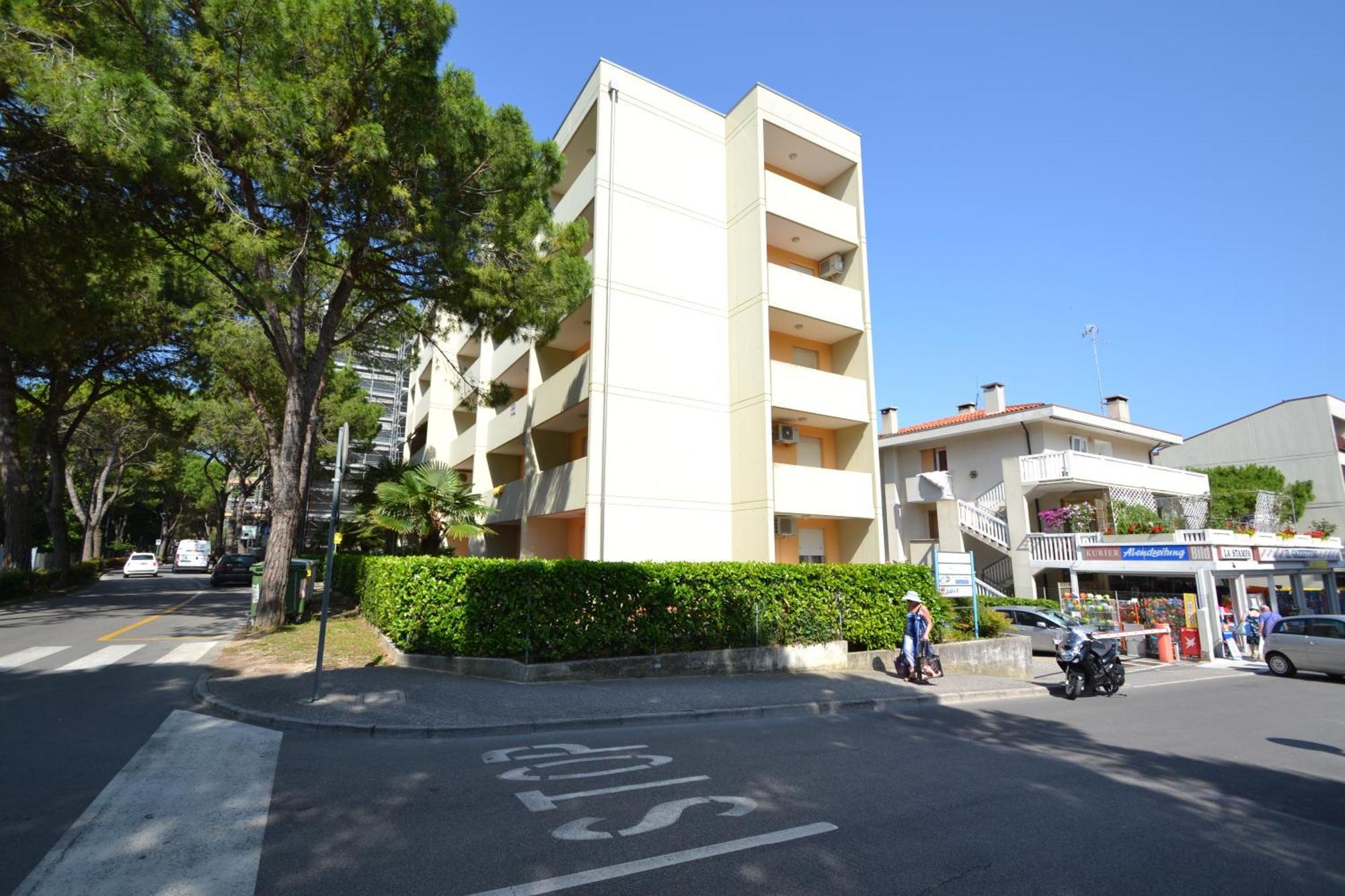 Cinzia Apartman Bibione Kültér fotó